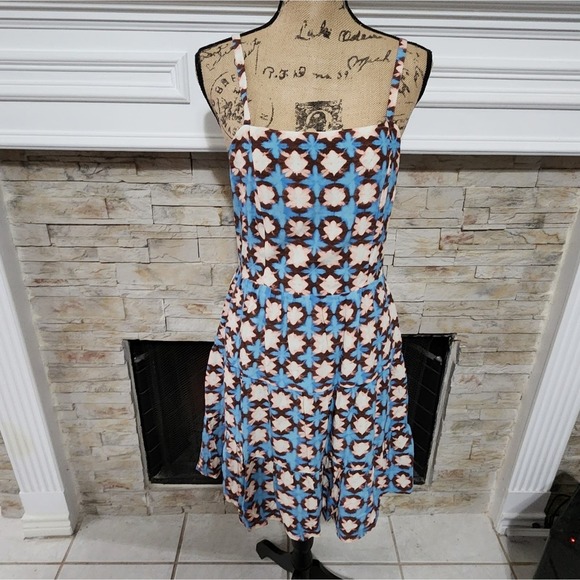 Loft Sunwash Floral Fit & Flare Smocked Back Dress Lined Adj Straps size 4 new!! - Picture 3 of 11